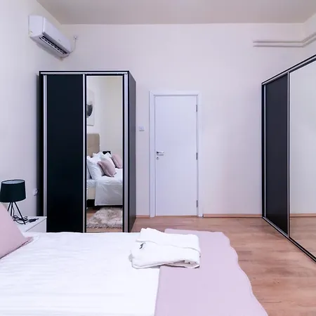 Apartment Jevrejska - With Free Parking